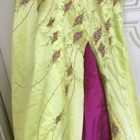 Prom gown Size 20 - Picture 6 of 12